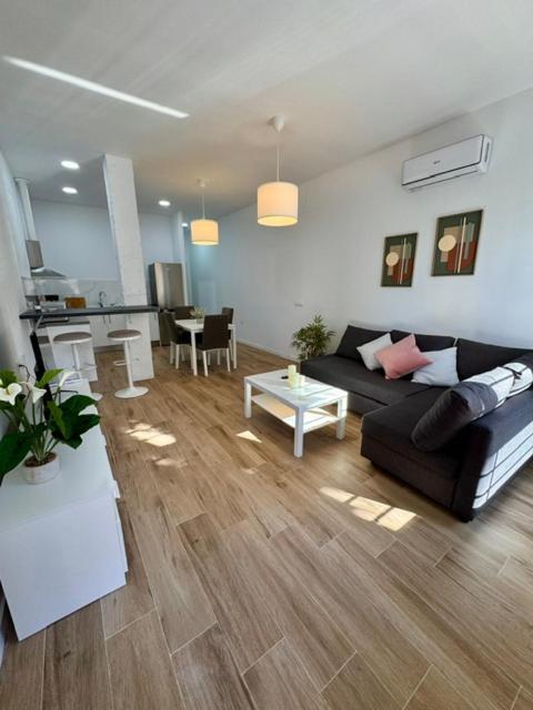Apartamento Jardin Del Mar Málaga Esterno foto